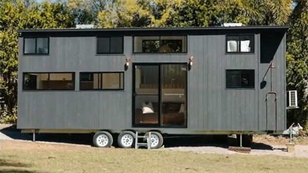 9news_tiny-house.jpg